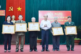 Hơn 200 triệu đồng cho việc làm công tác từ thiện