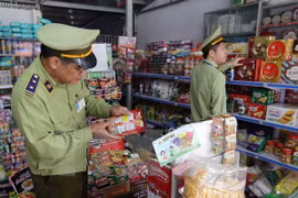 Thành lập 6 đoàn kiểm tra an toàn thực phẩm dịp Tết Nguyên đán