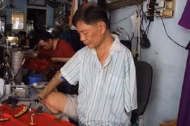 Đôi tay diệu kỳ