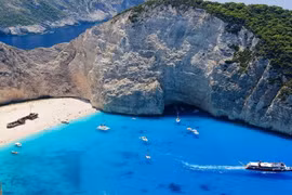 Chiêm ngưỡng vẻ hoang sơ của bãi biển đẹp nhất hành tinh