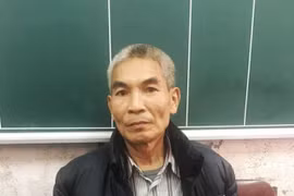 Bị vây bắt, gã thợ mộc ném bọc ma túy vào bụi cây phi tang