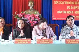 Đại biểu HĐND tỉnh và huyện tiếp xúc cử tri Chư Sê