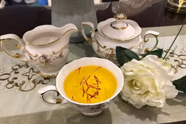 'Vàng đỏ' giá 650 triệu/kg: Đại gia làm trà thưởng Tết