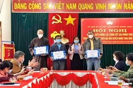 Mang Yang gặp mặt người có uy tín tiêu biểu trong các tôn giáo