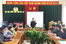 Huấn luyện bắn đạn thật cho cán bộ, nhân viên Chi cục Kiểm lâm tỉnh Gia Lai