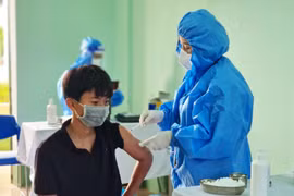 Gia Lai hoàn thành tiêm 51.730 liều vắc xin Pfizer trước 30-12