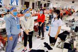 Kiểm tra công tác phòng-chống dịch Covid-19 tại các doanh nghiệp, cơ sở kinh doanh