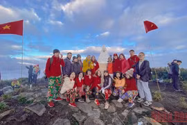 "Bấp bênh" nghề hướng dẫn viên du lịch trong đại dịch