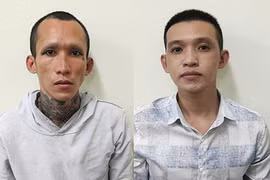 Bắt hai kẻ trộm tài sản trong chiếc ô tô đậu ngoài đường