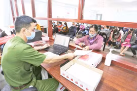 Cần rút ngắn thời gian trả thẻ căn cước công dân