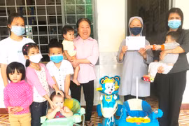 Tạo cơ hội cho phụ nữ và trẻ em gái