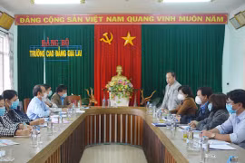 Đảm bảo nguyên tắc tập trung dân chủ trong sinh hoạt chi bộ