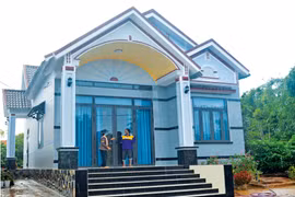 Ngôi làng Bahnar đoàn kết, nghĩa tình