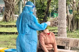 Quảng Ngãi cho phép F0 không triệu chứng điều trị tại nhà từ 20-12