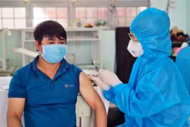 Gia Lai: 60,25 % trẻ em từ 12 đến 17 tuổi đã tiêm mũi 1 vắc xin phòng Covid-19