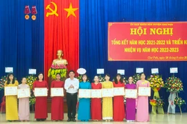 Chư Pưh: Khen thưởng 49 tập thể và cá nhân dạy tốt, học tốt