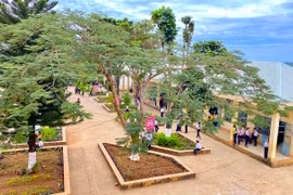 Đôn đốc xây dựng trường học đạt chuẩn quốc gia năm 2022