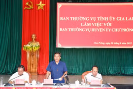Bí thư Tỉnh ủy Hồ Văn Niên: Chư Prông cần đi tắt, đón đầu phát triển nông nghiệp công nghệ cao