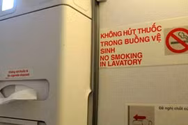 Cố tình hút thuốc trên máy bay, nam hành khách bị cấm bay 9 tháng