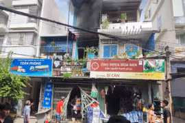 Đà Nẵng: Cháy tiệm tạp hóa, 3 mẹ con tử vong