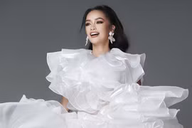 Hoa hậu Ngọc Châu "lột xác", nhan sắc sắc sảo sau hơn 1 tháng đăng quang