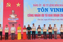 Binh đoàn 15: Tôn vinh công nhân ưu tú giai đoạn 2017-2022
