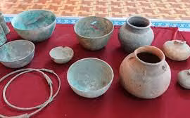 Bảo tàng Quang Trung tiếp nhận 65 hiện vật cổ