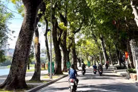 Ngày 30-8, nắng nóng cả 3 miền, có nơi mưa giông về chiều tối