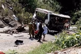 Tai nạn giao thông nghiêm trọng ở Lào, 1 người Việt thiệt mạng