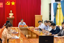 Tiêm vắc xin phòng Covid-19 chậm, nguy cơ xảy ra "dịch chồng dịch"