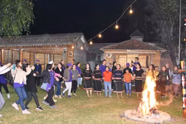 Những đêm lửa trại