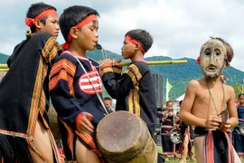 Dư âm tiếng trống hội làng