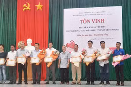 Kông Chro tôn vinh 29 tập thể, cá nhân trong phong trào hiến máu tình nguyện