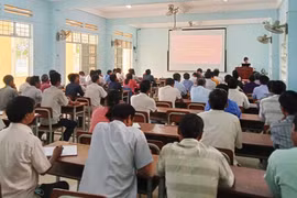 Krông Pa: 105 cán bộ tham gia bồi dưỡng lý luận chính trị và nghiệp vụ công tác Mặt trận