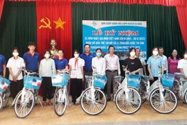 Điểm tựa của trẻ mồ côi