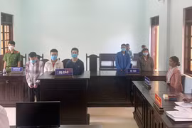 Chư Păh: Nhóm đối tượng trộm cắp tài sản lãnh án 9 năm tù