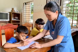 Nghề công tác xã hội: Chữ tâm làm đầu