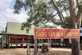 Làng Biên thương nhớ