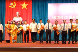 Bình Định: Hỗ trợ 150 - 400 triệu đồng để thu hút nhân tài về công tác