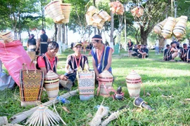 Củng cố nội lực của làng nghề truyền thống