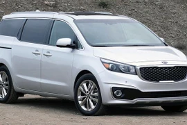 Kia triệu hồi xe Sedona và Sorento vì lỗi cần số