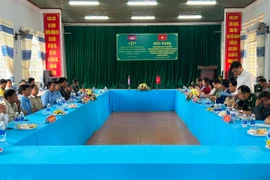 Giao lưu đối ngoại: Thắt chặt tình đoàn kết người dân biên giới Việt Nam-Campuchia