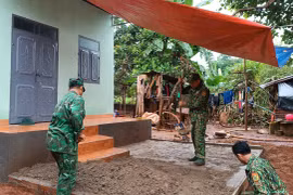 "Mái ấm biên cương" tiếp sức hộ nghèo