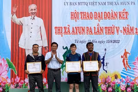 Màn so tài của những vận động viên chân đất