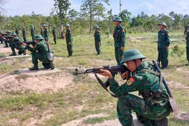 Những sĩ quan trẻ giàu khát vọng cống hiến