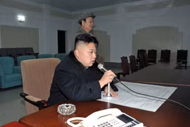 Tên lửa Triều Tiên vào tư thế khai hỏa