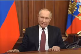 Tổng thống Nga Putin phát động chiến dịch quân sự đặc biệt ở Donbass