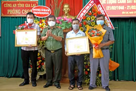 Lực lượng Cảnh sát Giao thông Công an tỉnh Gia Lai kỷ niệm 76 năm ngày truyền thống