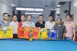 Pleiku: 60 cơ thủ tham gia giải Billiards carom 3 băng