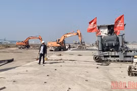 Tạm dừng khai thác 1 đường băng ở sân bay Nội Bài trong 5 ngày